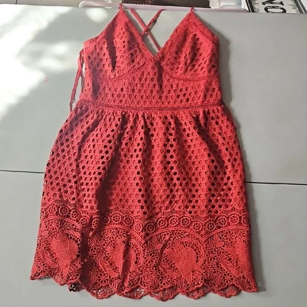 Abercrombie & Fitch Vibrant Red Lace Midi Dress - Picture 1 of 10